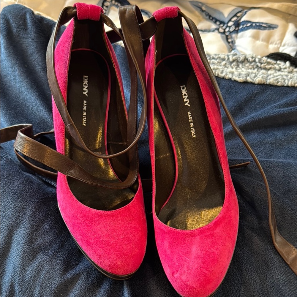 DKNY Pink and Brown Heels Elegant Suede Design